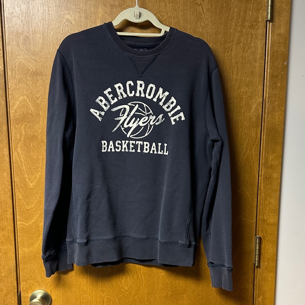 Abercrombie & Fitch Dark Blue Crewneck Sweatshirt. Size L
